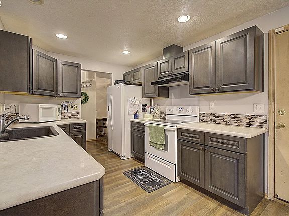 4th image of 4607 NE 128th Ave
