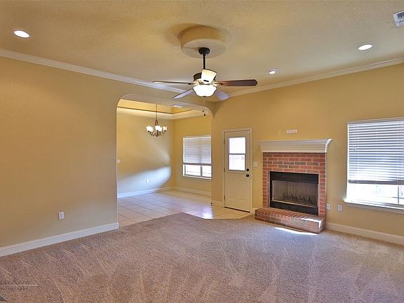 5th image of 8033 Tuscany Dr