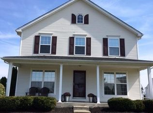 8878 Woolstone Ct, Maineville, OH 45039