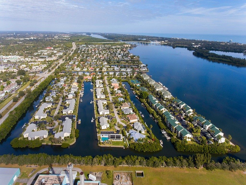 1815 Robalo Dr #C207, Vero Beach, FL 32960 | Zillow