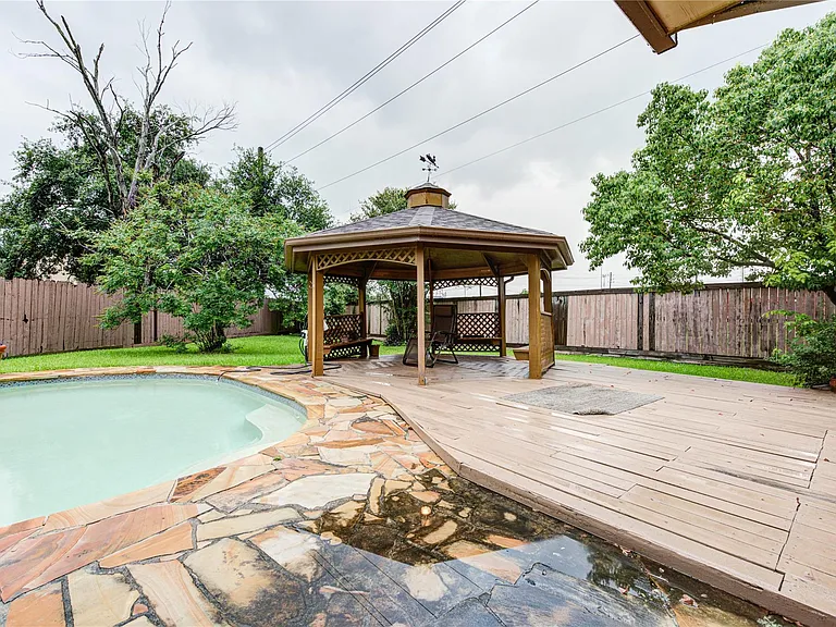 10850 Kirktown Dr — Photo 18