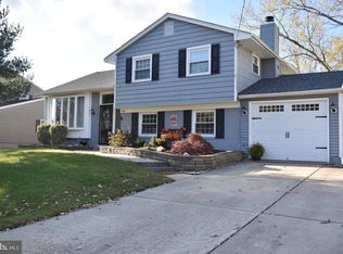 166 Clement Dr, Somerdale, NJ 08083