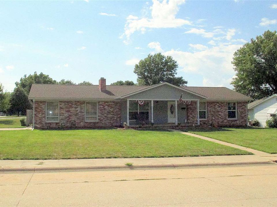 1701 N 11th St Beatrice NE 68310 Zillow