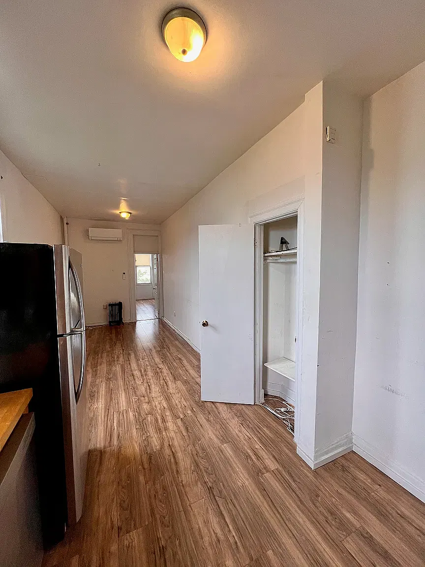 14 Wilson Avenue — Photo 3
