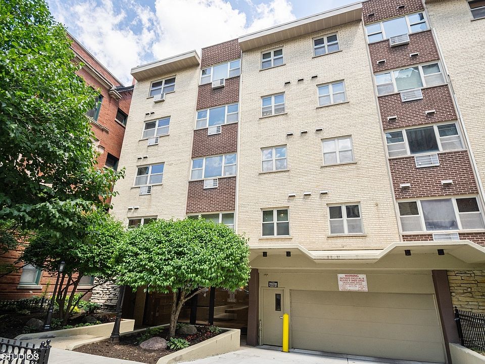 1st image of 420 W Aldine Ave APT 226