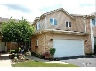 8015 Enclave Ln, Tinley Park, IL 60487