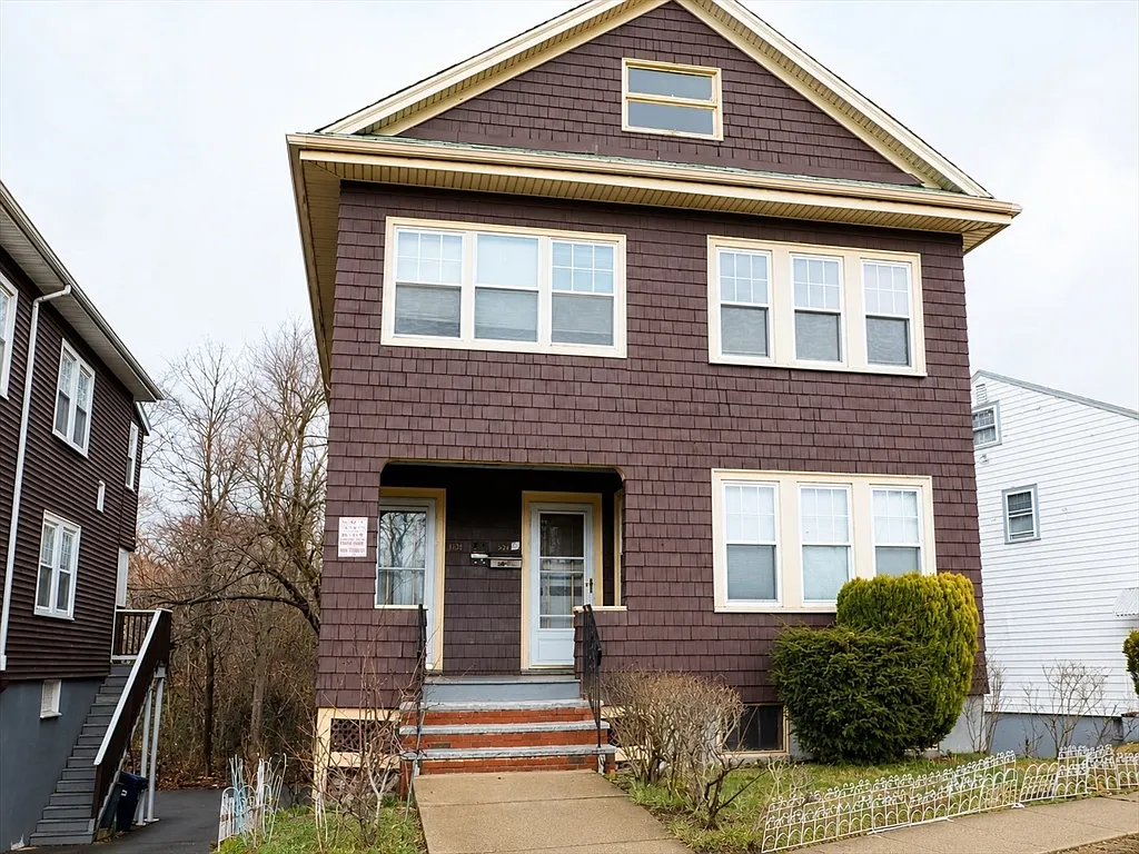 2 bed, 1.0 bath, 1200 sqft, $2,550 — Photo 1