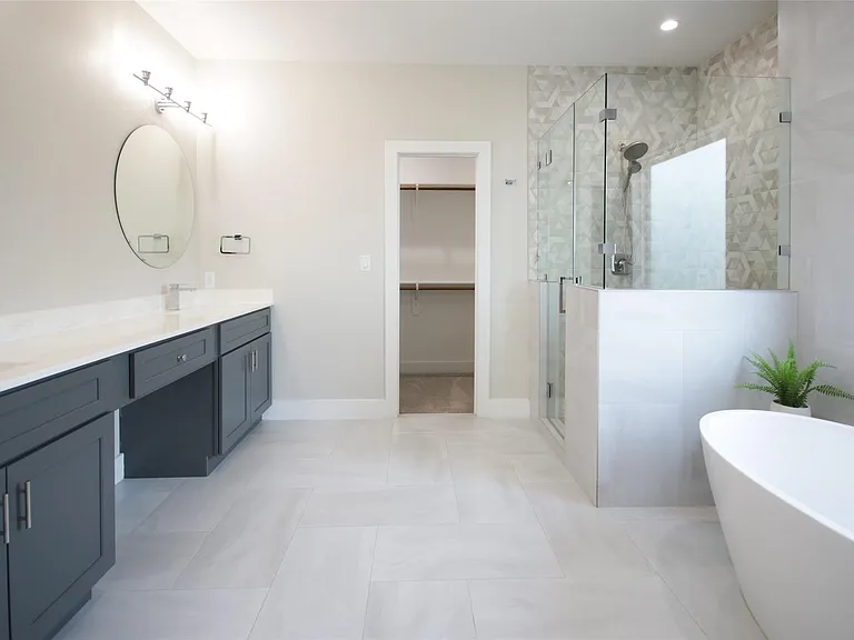 5113 Hershe St #B — Photo 36