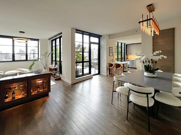 261 W 25th St #9B, New York, NY 10001