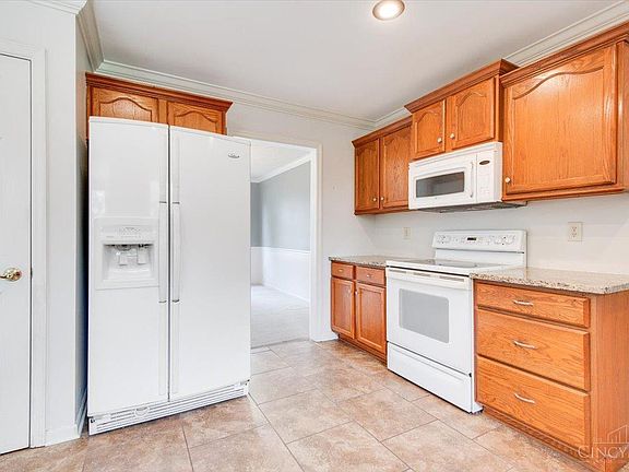 4th image of 7242 Rolling Meadows Dr