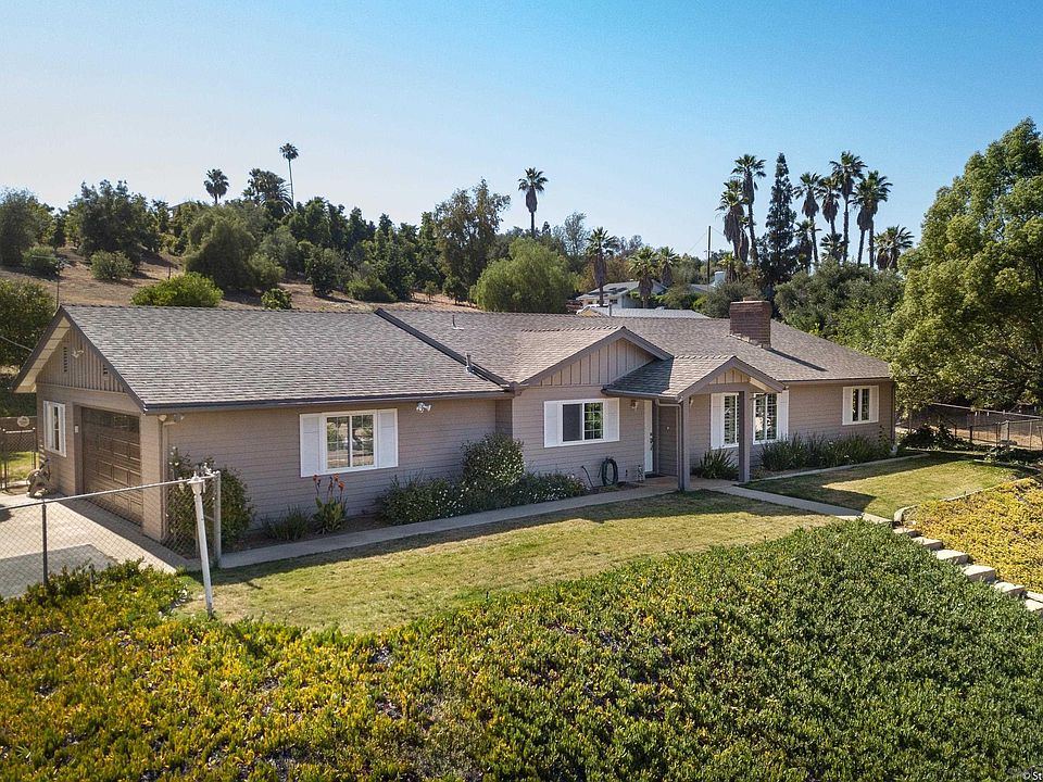 1st image of 13340 Blueberry Hill Ln