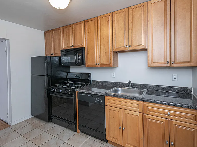 Belmont Gardens - Example Kitchen 01