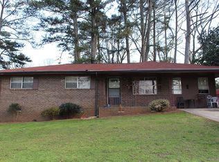 1350 Stoneham Ct, Atlanta, GA 30349
