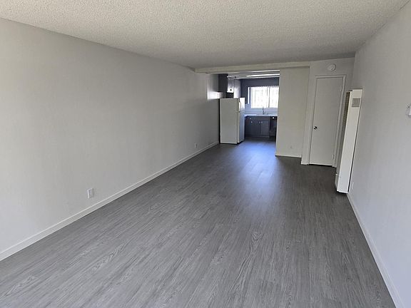 2nd image of 3308 Maple Ave #A