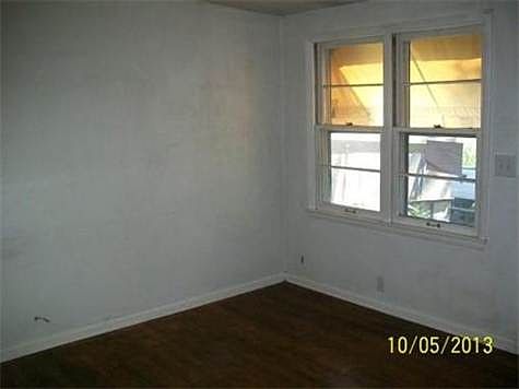 3rd image of 3120 W 43rd Ave