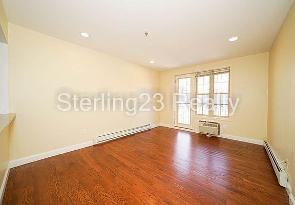 4th image of 30-83 32nd St #B3
