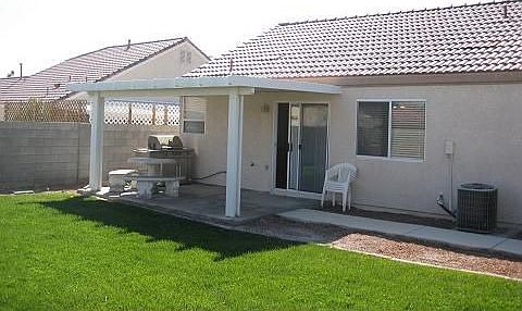 High end BBQ and covered patio
