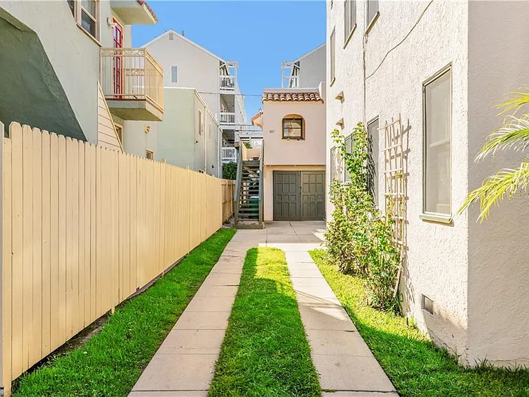 1117 Mira Mar Ave #1117 — Photo 17