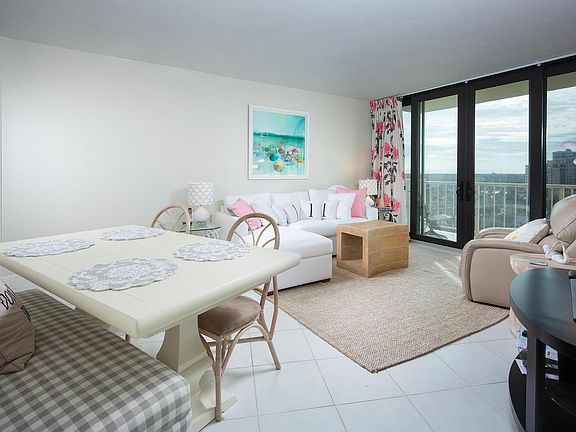4th image of 58 N Collier Blvd APT 1111