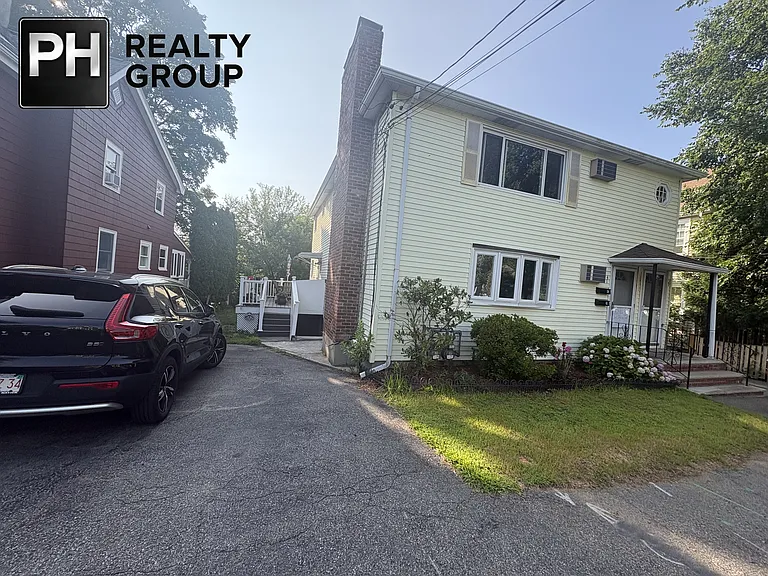 39-41 Townly Rd #1 — Photo 4