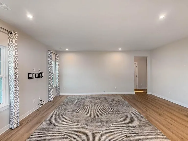 4003 Bluebell Ln — Photo 20