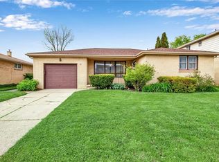 26 Greenway Blvd, Cheektowaga, NY 14225