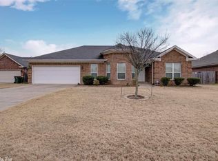 213 Congressional Cir, Little Rock, AR 72210