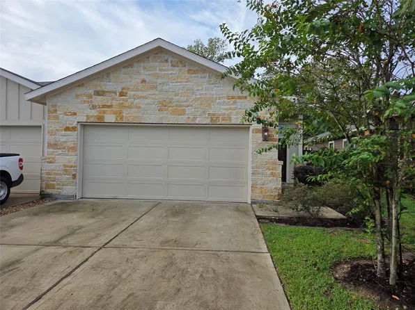 9737 Grosbeak Ln, Magnolia, TX 77354