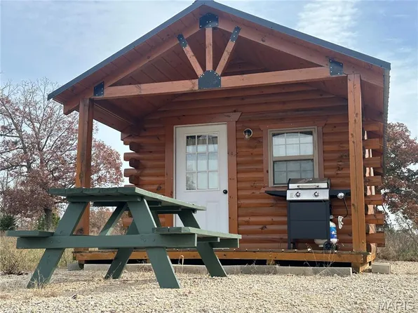 4330 Highway Y, Ellington, MO 63638