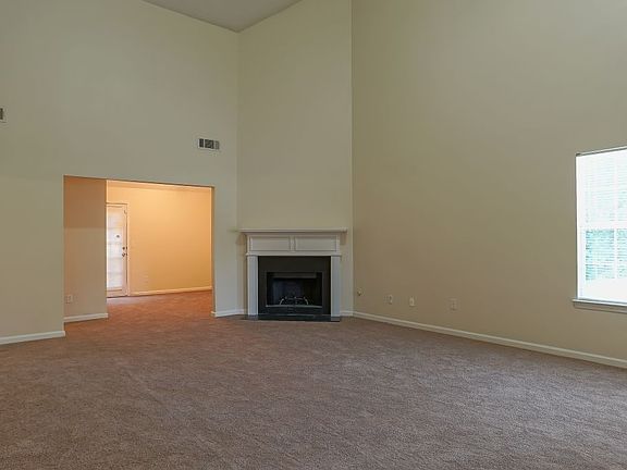 3rd image of 2580 Thunder Basin Way