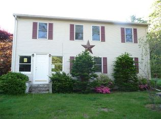 146 Elm St, Blackstone, MA 01504