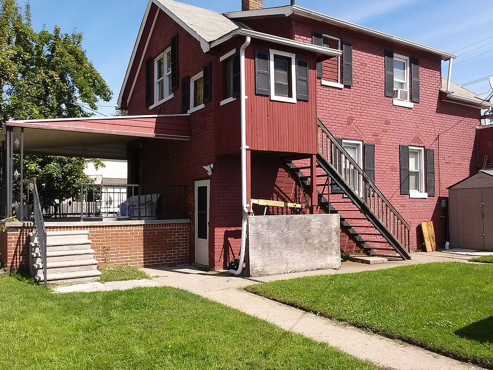2nd image of 4434 7th St