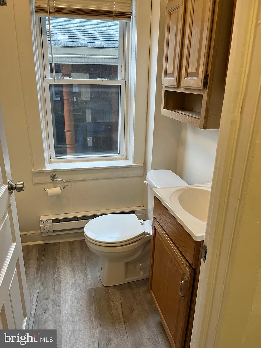 Building Photo - 567 S 1st Ave #4
