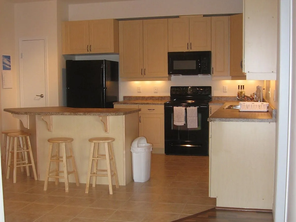 SF343 - 2 Bedroom 2 Bathroom Condo in Clairview Town Center #308 4304 139 Avenue NW — Photo 2
