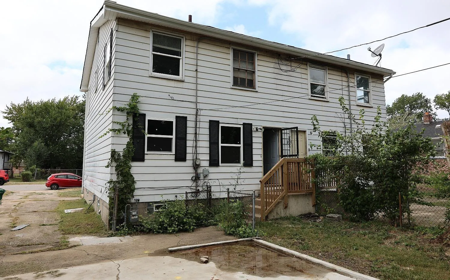 4 bed, 1840 sqft, $1,600 — Photo 2