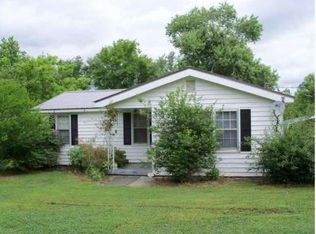 41 Henry Mack Hill Rd, Rydal, GA 30171