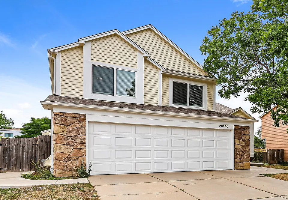 19830 E Hamilton Pl