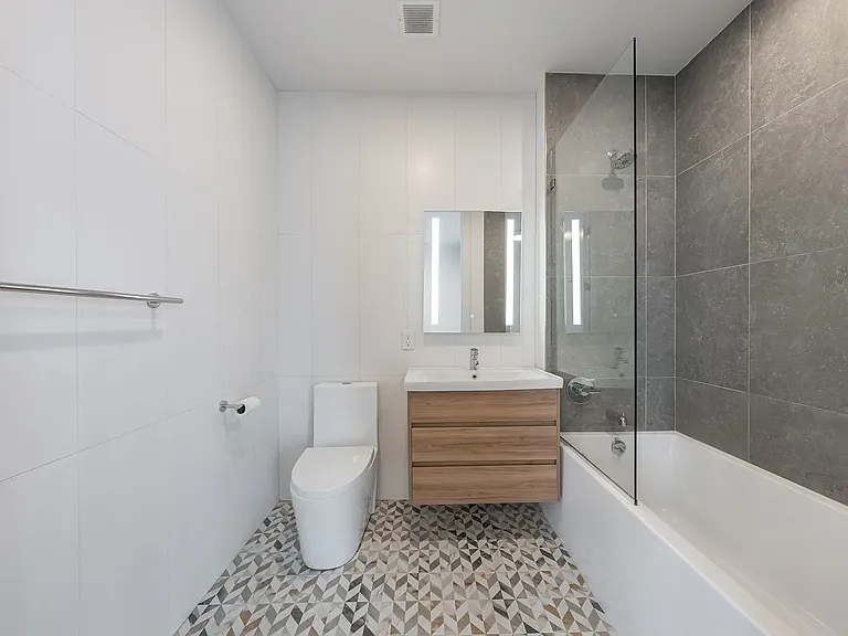 584 4th Ave #626 — Photo 8