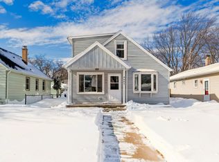 4661 S 50th St, Greenfield, WI 53220