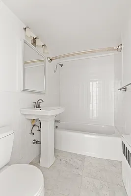 Rented by Christie's International Real Estate Group, LLC | media 13