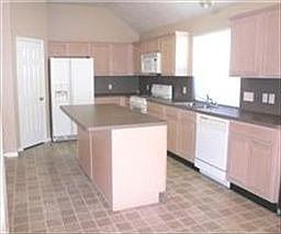 3rd image of 8722 Heron Walk St