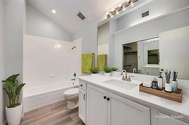 2100 Stradivarius Ln — Photo 16