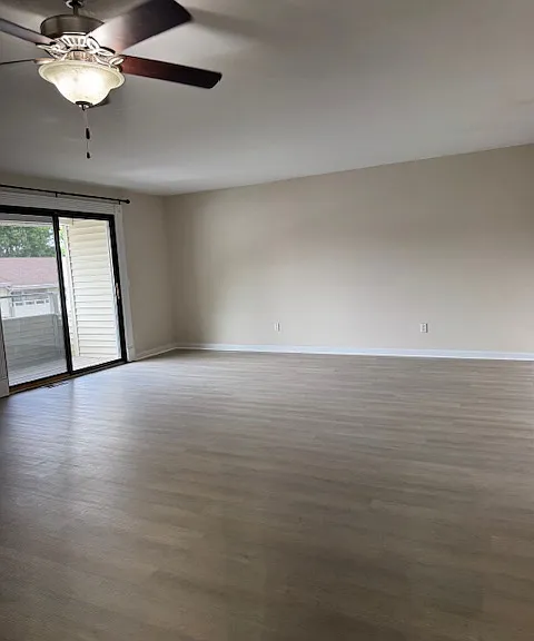 529 Summer Winds Ln #1 — Photo 3