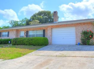 535 S Exeter St, Eustis, FL 32726