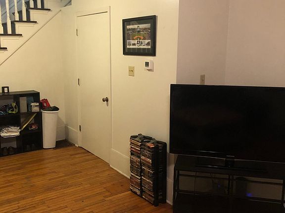 4th image of 1114 W 40th St