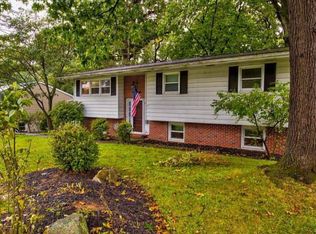 806 Whittier Dr, Allentown, PA