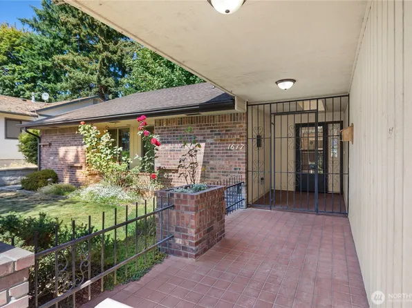 1617 Diamond Loop, Lacey, WA 98503