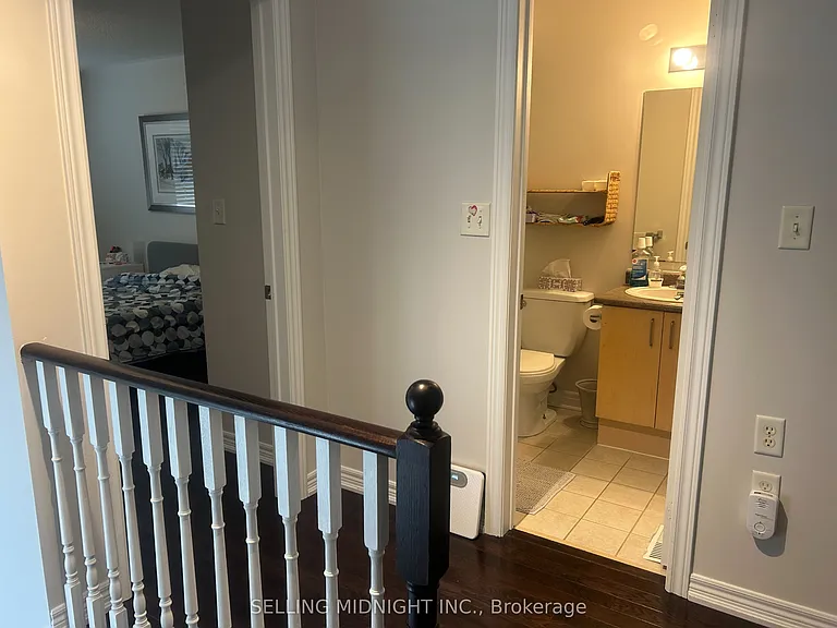 2413 Ravinebrook Cres — Photo 19