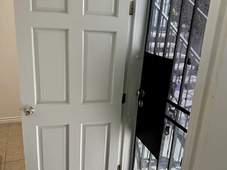 8930 S Vermont Ave — Photo 58