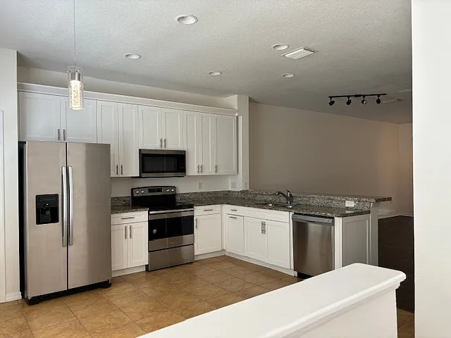 12776 Country Brook Ln — Photo 14
